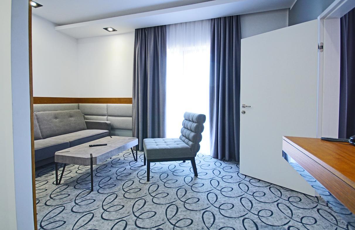 Hotel Kozak Холм Екстер'єр фото